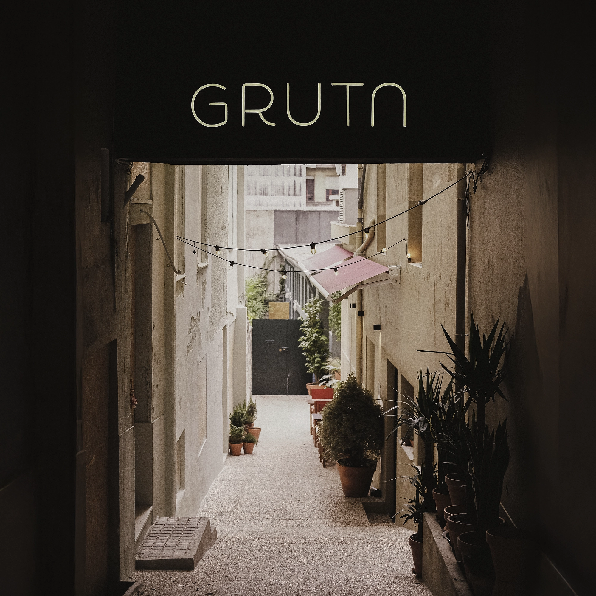 Artboard 0 copygruta-restau